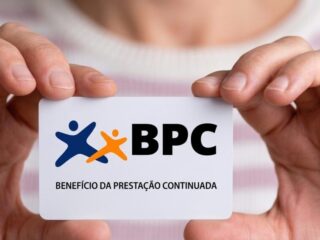 BPC paga R$ 1.621 por mês e não precisa ter pago INSS