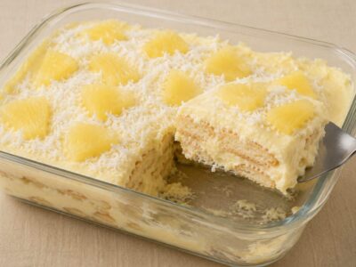 Pavê de Abacaxi e Coco