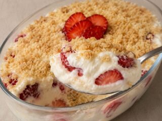 Pavê de Morango com Cream Cheese